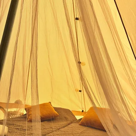 Glamping Arctic Ukuli Luxury tent *
