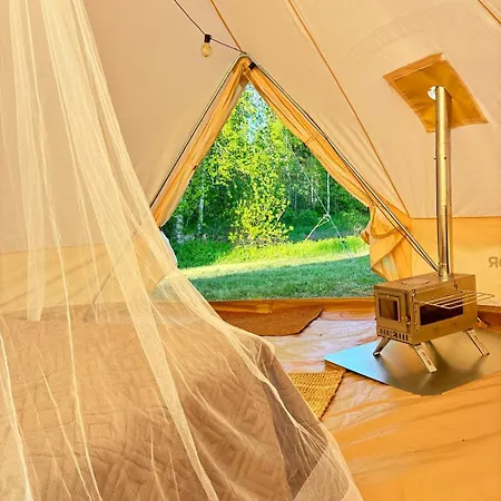 Glamping Arctic Ukuli *