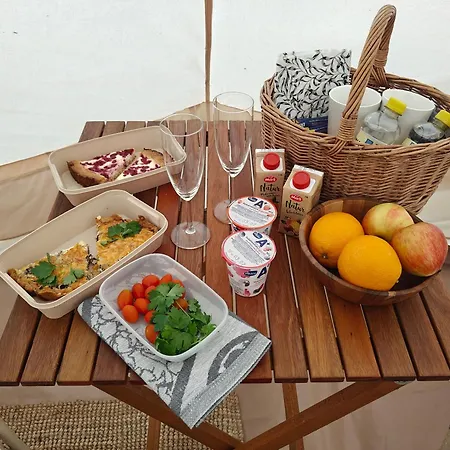 Glamping Arctic Ukuli Luxury tent Rovaniemi